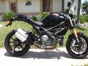 2012 DUCATI Monster 1100 Evo 